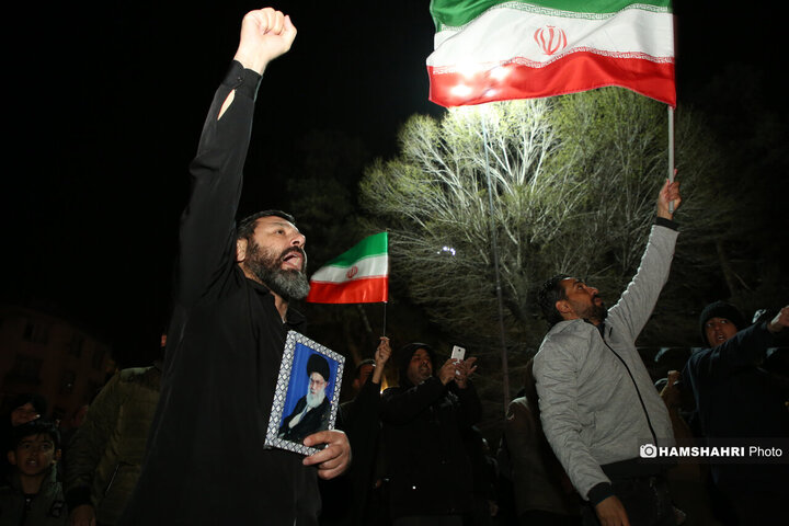تجمع مردم تهران در عزای شهادت رهبر معظم انقلاب