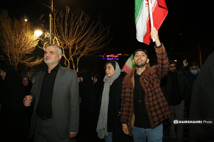 تجمع مردم تهران در عزای شهادت رهبر معظم انقلاب