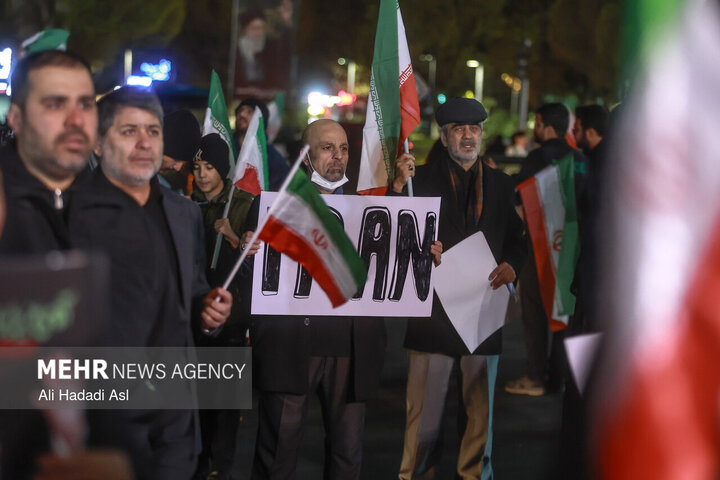 عزاداری و تجمع مردمی در سوگ رهبر شهید