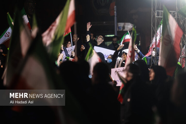 عزاداری و تجمع مردمی در سوگ رهبر شهید