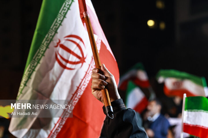 عزاداری و تجمع مردمی در سوگ رهبر شهید