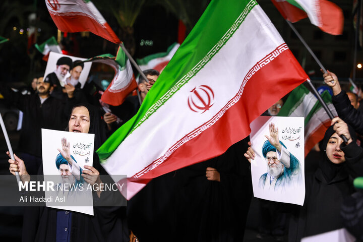 عزاداری و تجمع مردمی در سوگ رهبر شهید