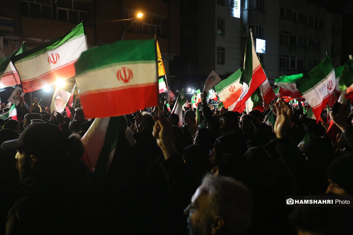 مراسم عزاداری شهادت رهبر انقلاب اسلامی در میدان هفت تیر