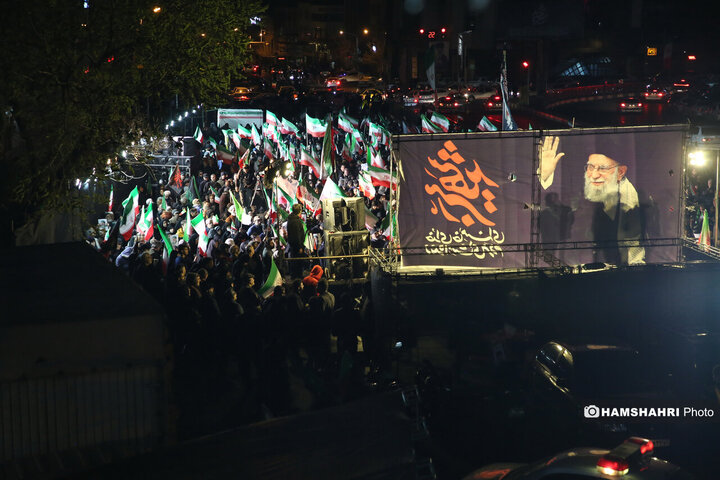 مراسم عزاداری شهادت رهبر انقلاب اسلامی در میدان هفت تیر