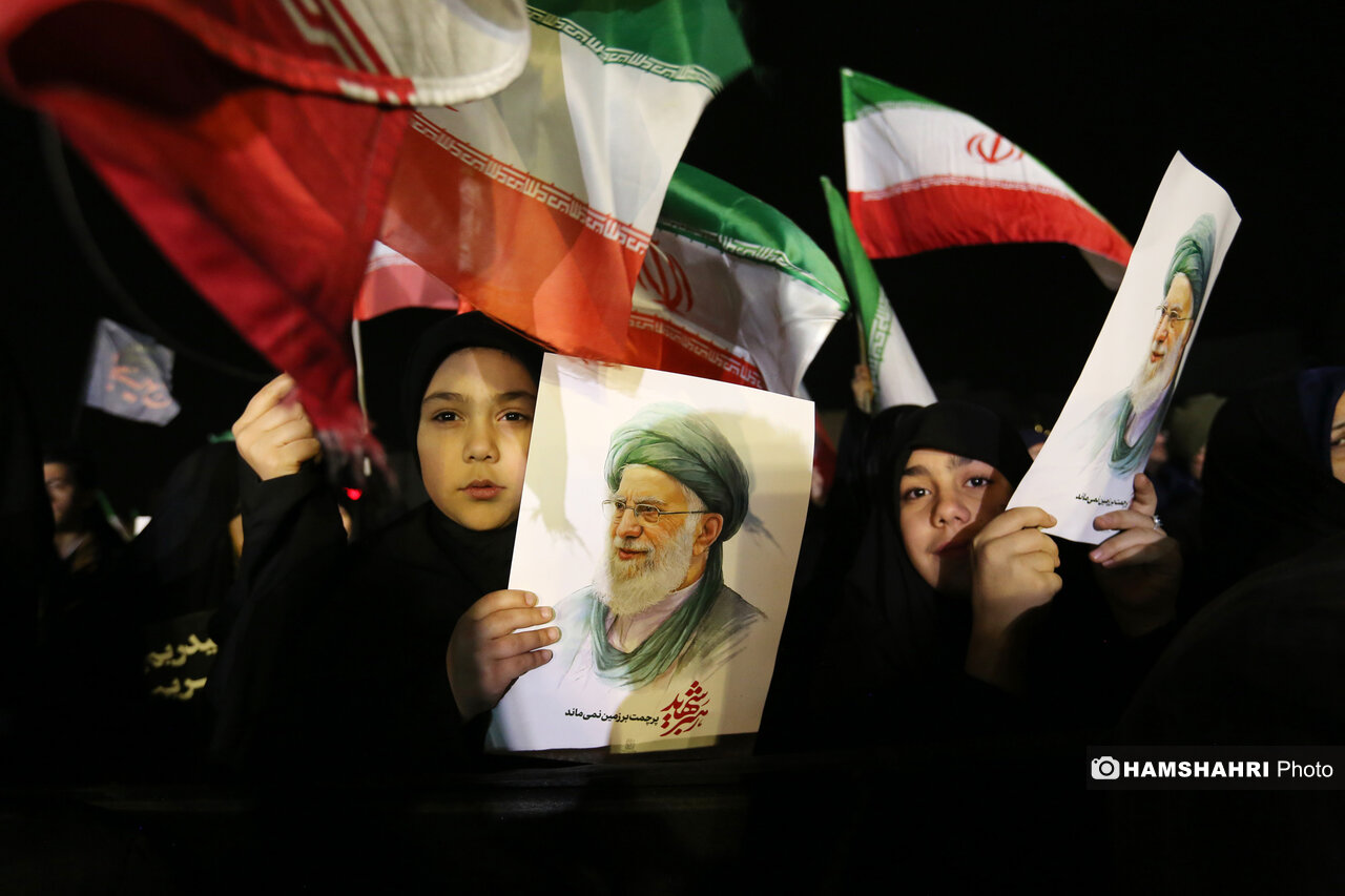 مراسم عزاداری شهادت رهبر انقلاب اسلامی در میدان هفت تیر
