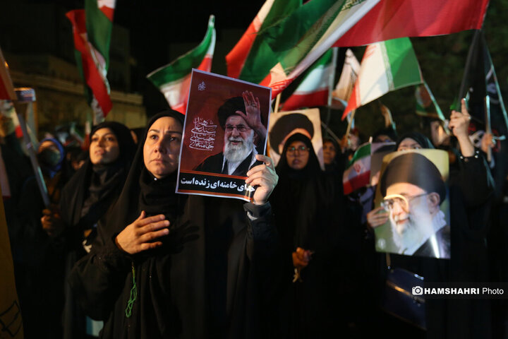 مراسم عزاداری شهادت رهبر انقلاب اسلامی در میدان اطلاعات