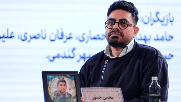 کارگردان سینمای ایران: دشمن را زنده زنده دفن میکنیم