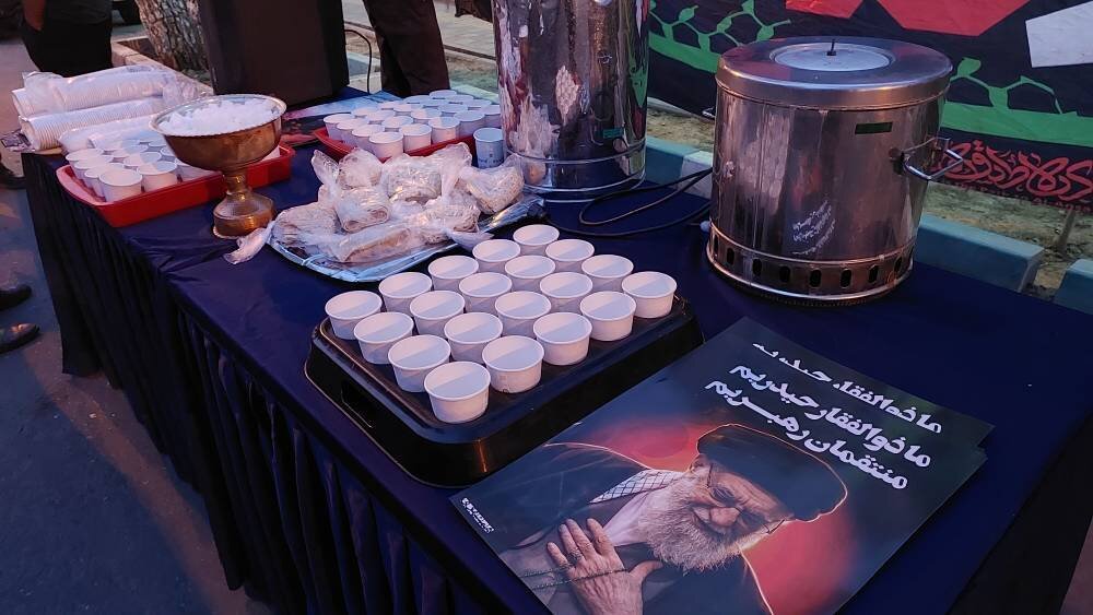 افطاری ساده در فرهنگسرا