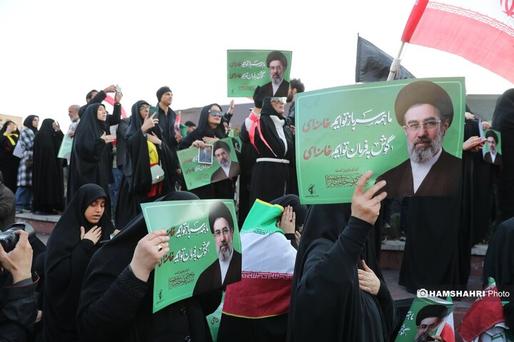 مراسم بیعت با آیت الله سید مجتبی خامنه ای