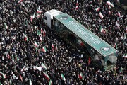 آیین وداع با پیکر شهدای ناوشکن «دنا» در تهران+جزییات