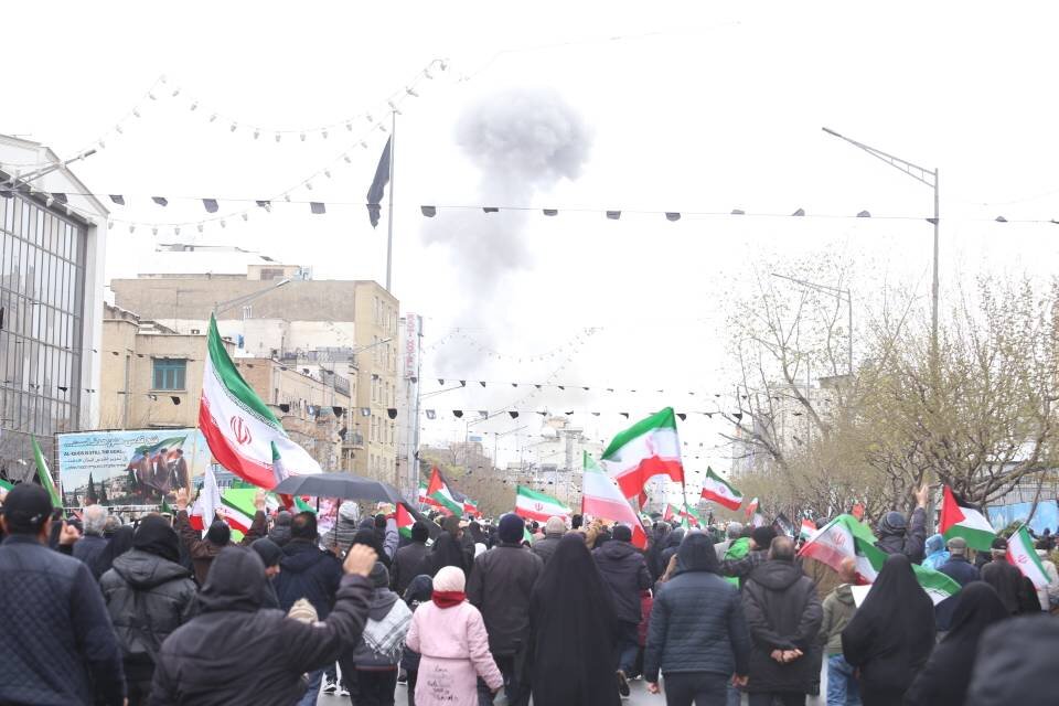 تصاویری از خاصترین روز قدس پس از انقلاب زیر بمباران دشمن