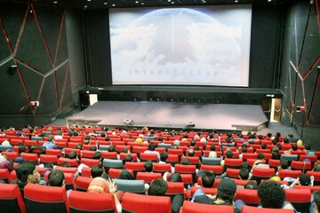 سینماها در شرایط جنگی باز شد