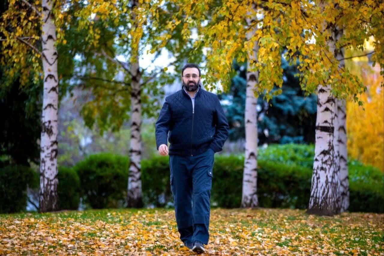 تصویری از شهید مرتضی لاریجانی، نوه شهید مطهری و فرزند شهید علی لاریجانی