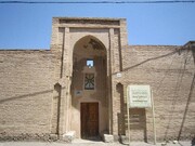 تنها محراب دو طبقه جهان اسلام در این مسجد است 