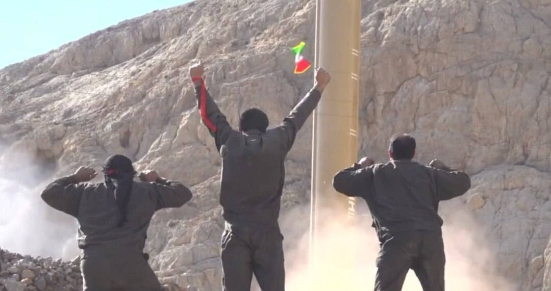 ۳ عکس دیدنی از شلیک موشک در عملیات امروز | ببینید