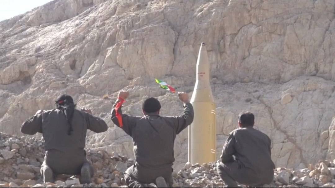 ۳ عکس دیدنی از شلیک موشک در عملیات امروز | ببینید