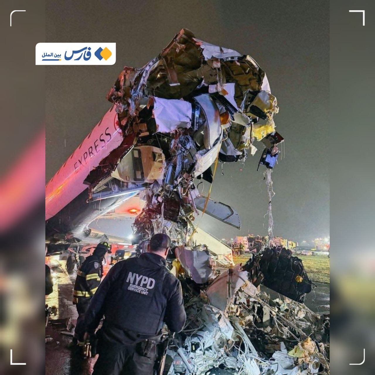 تصاویر واضح از مچاله شدن هواپیما بعد از برخورد با یک خودرو