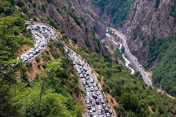 تازه ترین وضعیت ترافیک درجاده های کشور | بارش باران در فیروزکوه و مه‌گرفتگی در ارتفاعات چالوس