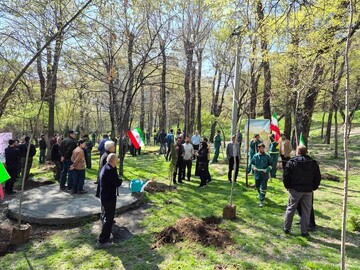 کاشت هزاران اصله نهال در بوستان‌های تهران
