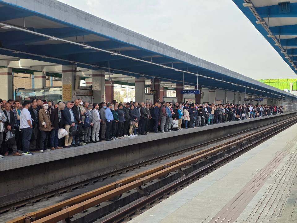اولین روز مترو بعد تعطیلات