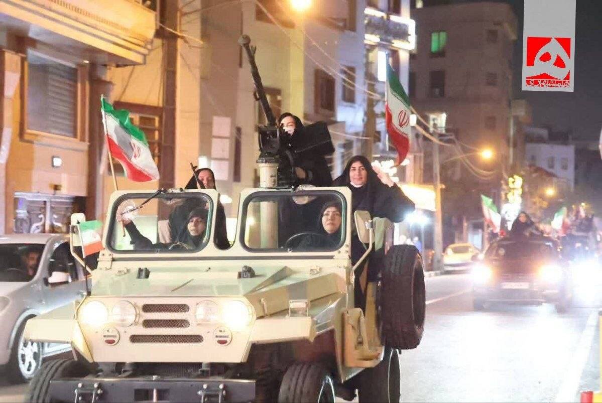 تصویری متفاوت از رژه خودرویی بانوان تهران با دوشکا
