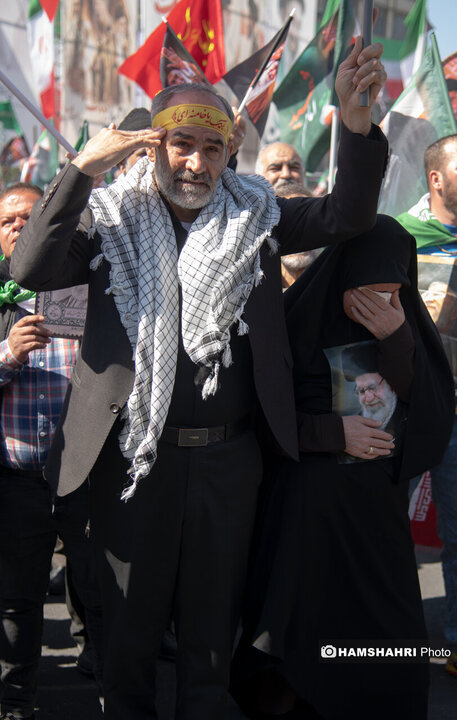 مراسم سوگواری در چهلمین روز شهادت رهبر شهید انقلاب اسلامی ایران