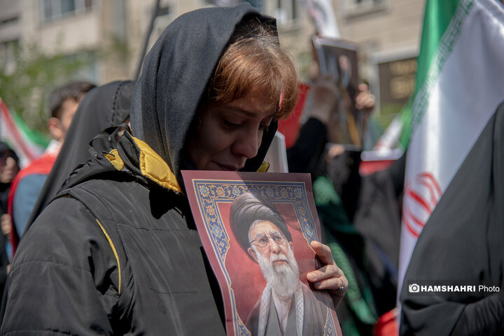 مراسم سوگواری در چهلمین روز شهادت رهبر شهید انقلاب اسلامی ایران