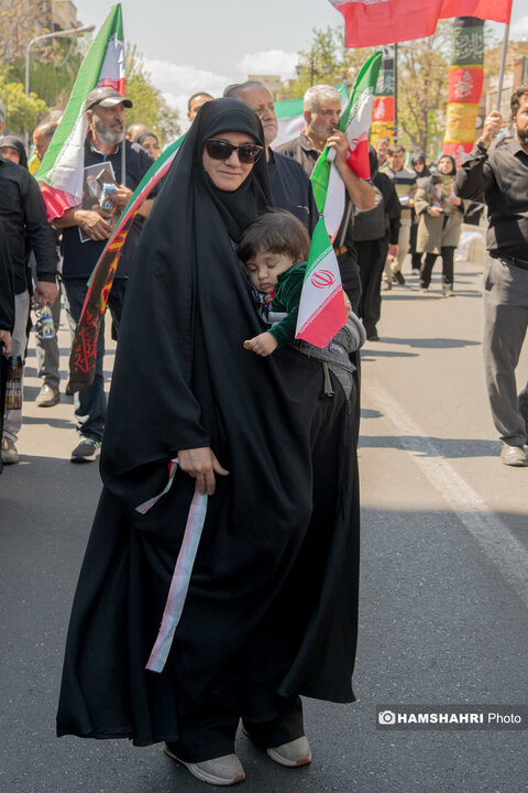 مراسم سوگواری در چهلمین روز شهادت رهبر شهید انقلاب اسلامی ایران