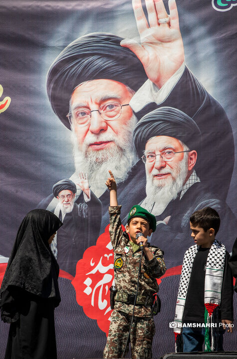مراسم سوگواری در چهلمین روز شهادت رهبر شهید انقلاب اسلامی ایران