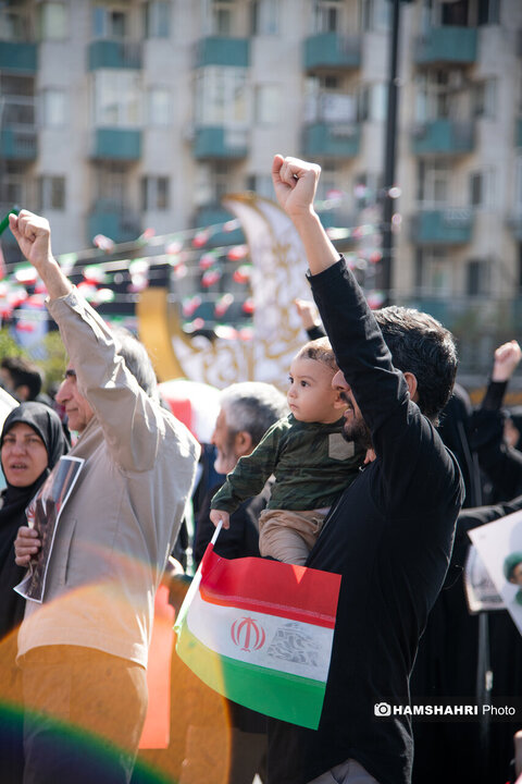 مراسم سوگواری در چهلمین روز شهادت رهبر شهید انقلاب اسلامی ایران