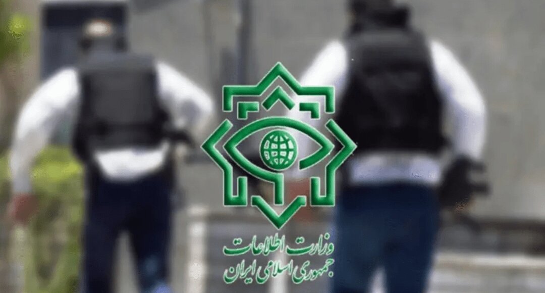انهدام ۲هستهٔ تروریستی وابسته به موساد + جزئیات | «شاپور-ع»، «سیاوش-خ»، «محمد-ش» «احسان-ن»، «امید-ش»، «مرتضی-ا» و «مسعود-ت» دستگیر شدند وزارت اطلاعات