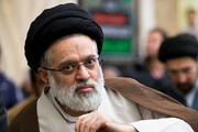 پدرم خم شدند و پای پدرشان را بوسیدند | خاطرات آیت‌الله سیدمصطفی خامنه‌ای از رهبر شهید انقلاب