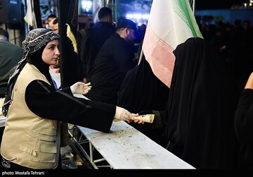 آماده باش بانوان برای مراسم تشییع پیکر «رهبر شهید»