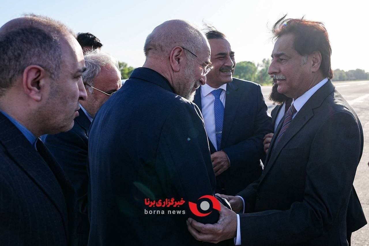 تصاویری از بدرقه رسمی هیئت ایران در بازگشت از سفر پاکستان