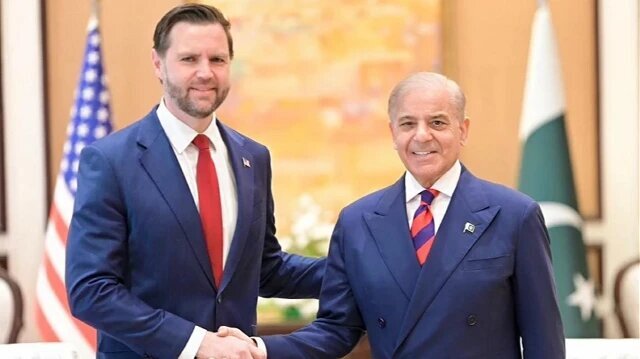 ترامپ ۲ فرصت طلایی را به تلی از خاکستر تبدیل کرد