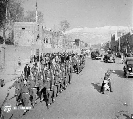 نظامیان