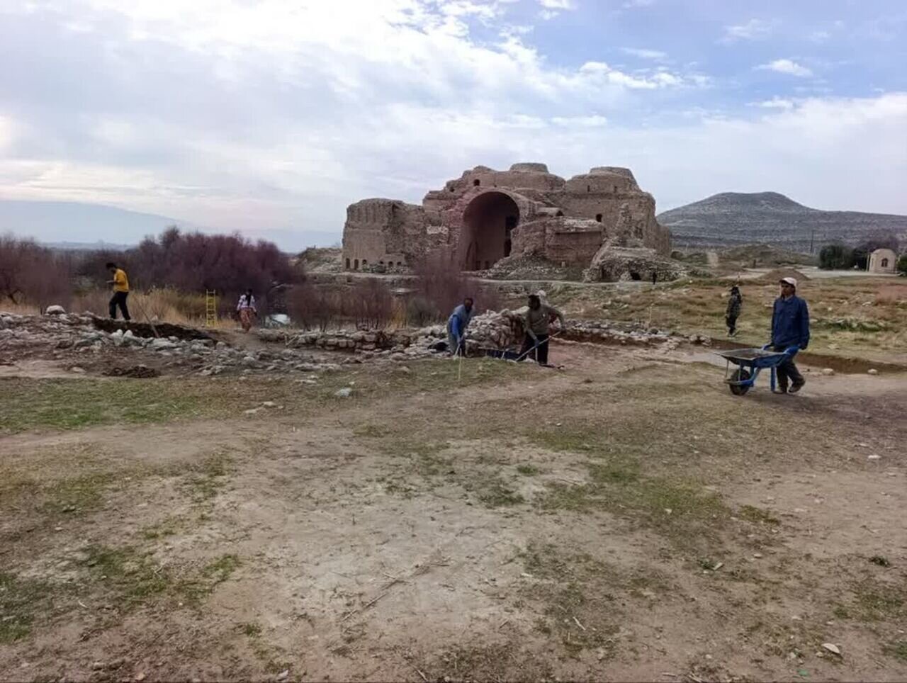 کاخ اردشیر بابکان-فیروزآباد
