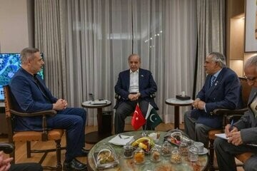 دیدار نخست وزیر پاکستان با وزیر خارجه ترکیه درباره مذاکرات ایران و آمریکا