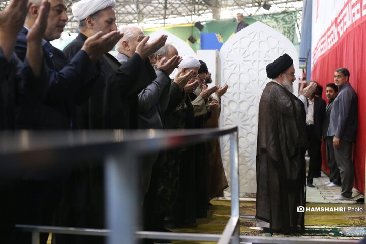 نماز جمعه تهران به امامت آیت‌الله خاتمی اقامه شد