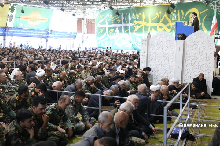 نماز جمعه تهران به امامت آیت‌الله خاتمی اقامه شد