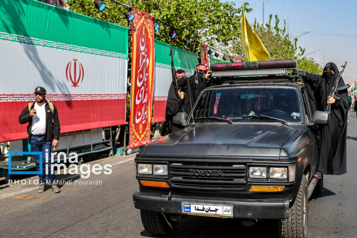راهپیمایی بزرگ دختران جانفدای ایران