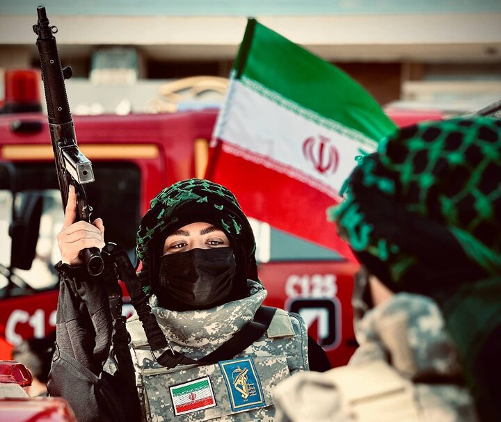 راهپیمایی بزرگ دختران جانفدای ایران