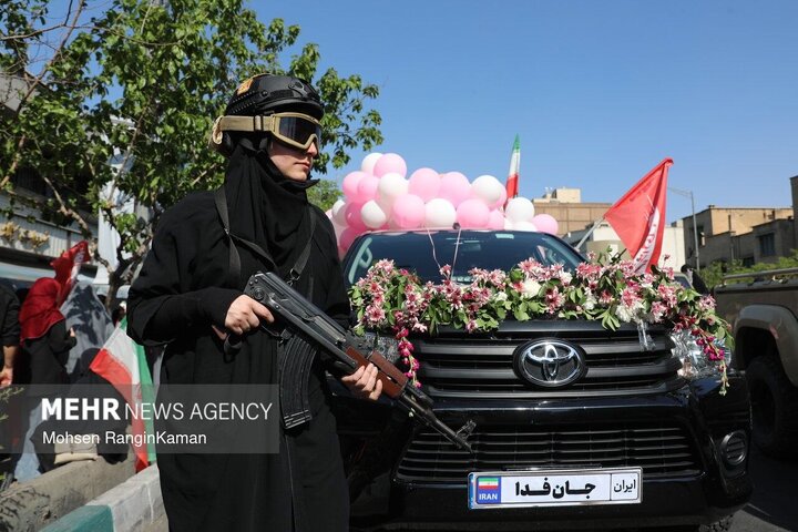 راهپیمایی بزرگ دختران جانفدای ایران