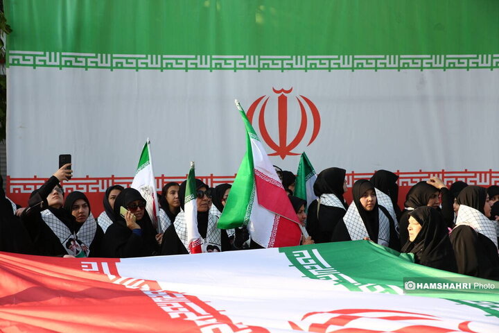 راهپیمایی دختران جان فدای ایران