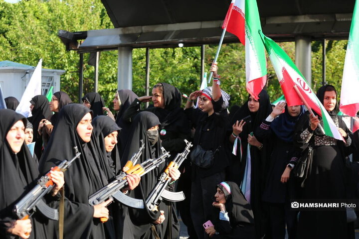 راهپیمایی دختران جان فدای ایران