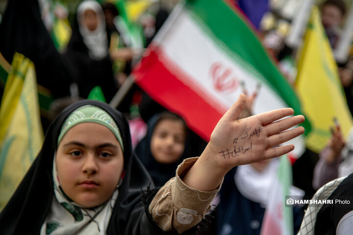اجتماع دختران آرمانی در میدان امام حسین