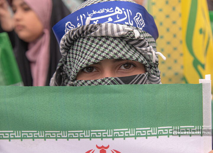اجتماع دختران آرمانی در میدان امام حسین