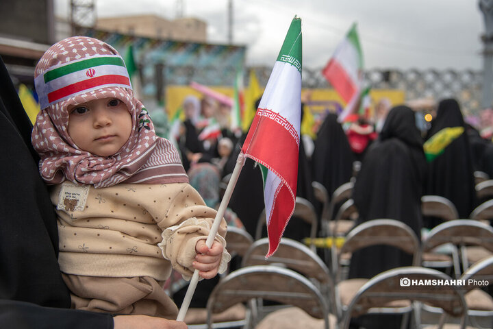 اجتماع دختران آرمانی در میدان امام حسین