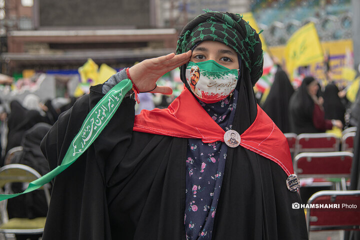 اجتماع دختران آرمانی در میدان امام حسین