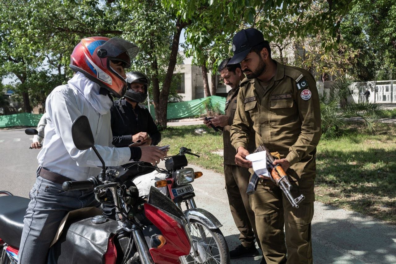 تدابیر امنیتی شدید در اسلامآباد در آستانه مذاکرات احتمالی آمریکا و ایران | تصاویر